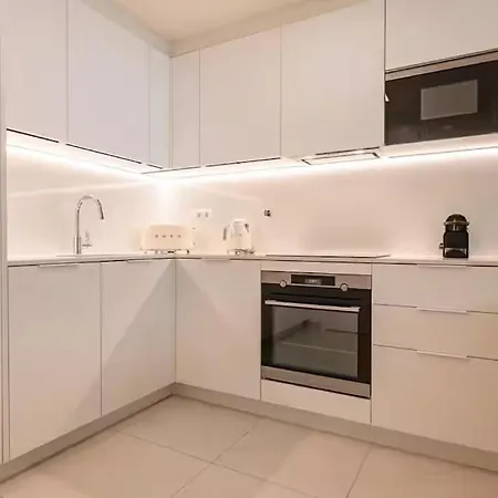 Apartament Cond Bayline - Choupa - Pool - - Gym - By Bedzy